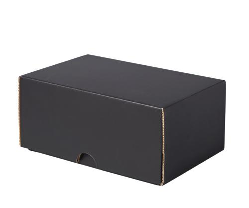 custom-black-mailer-boxes.jpg