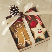 christmas-treat-boxes-with-window.jpg