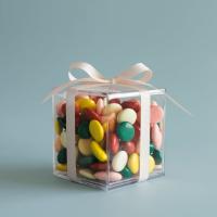 clear-candy-boxes-for-favors.jpg