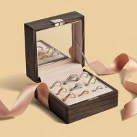 custom-jewelry-display-boxes.jpg